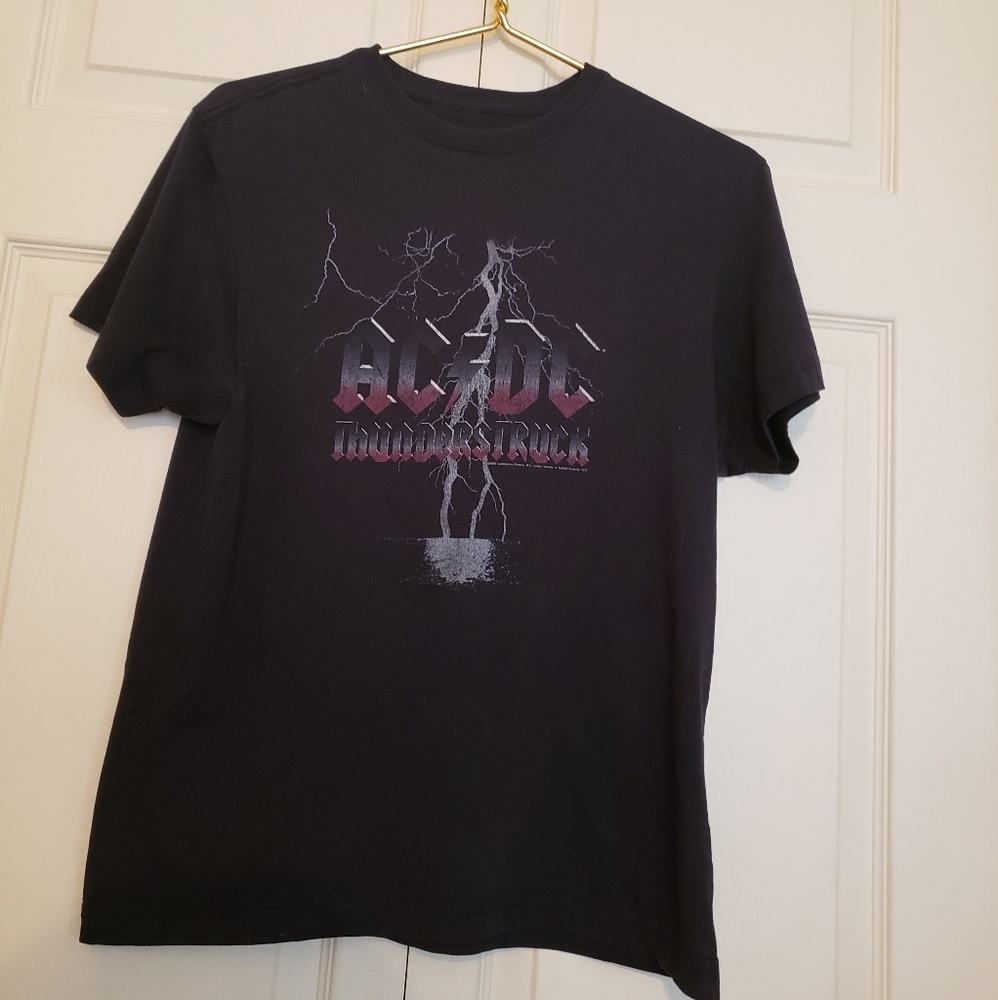 💜 Vintage ACDC Graphic Tee ⚡